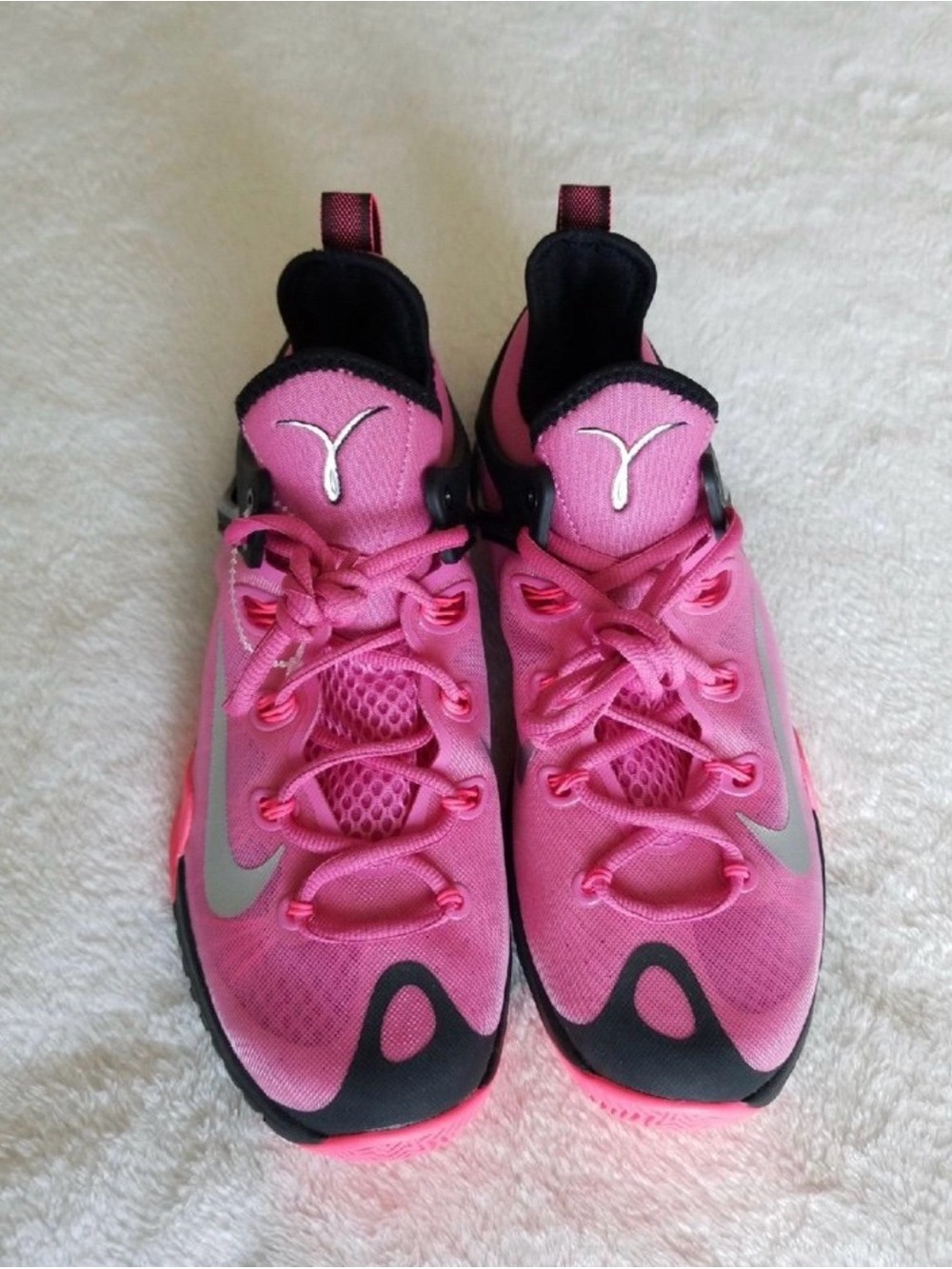 Think Pink in the Kay Yow x Nike Zoom HyperRev 2015